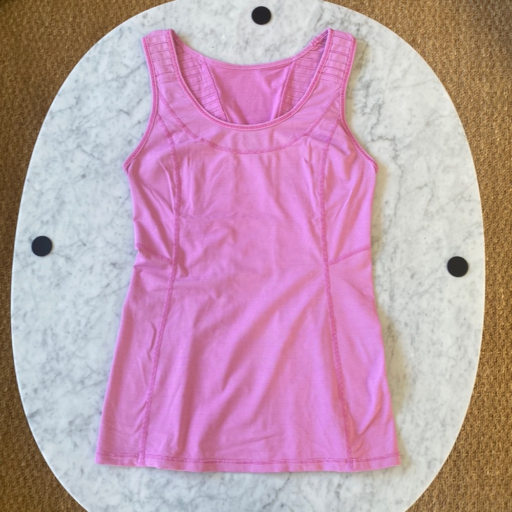 Lululemon workout tank top